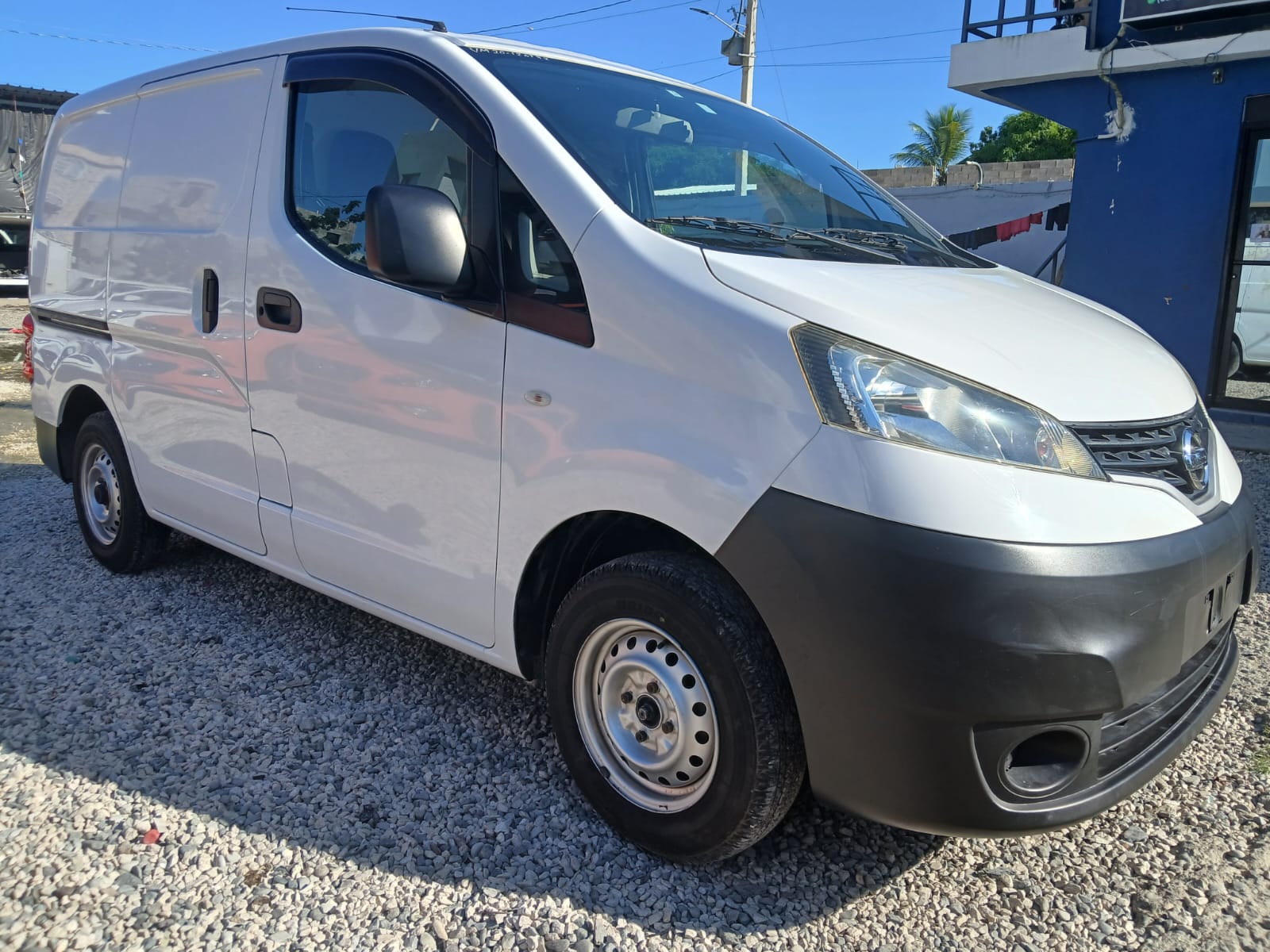 carros - VENDO NISSAN NV200 FINANCIAMIENTO DISPONIBLE  1