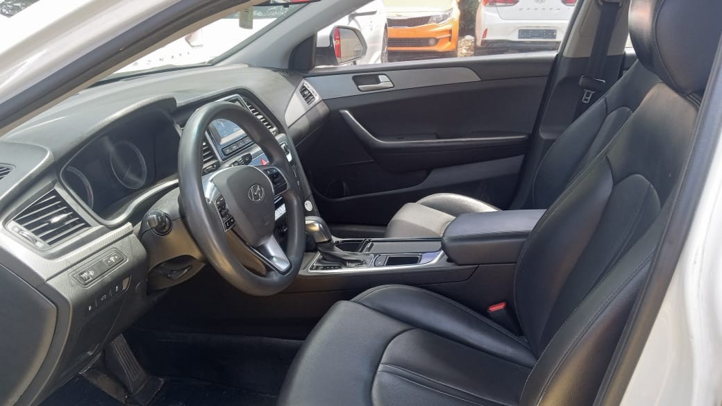 carros - HYUNDAI SONATA 2018 BLANCODESDE: RD$675,100.00 1