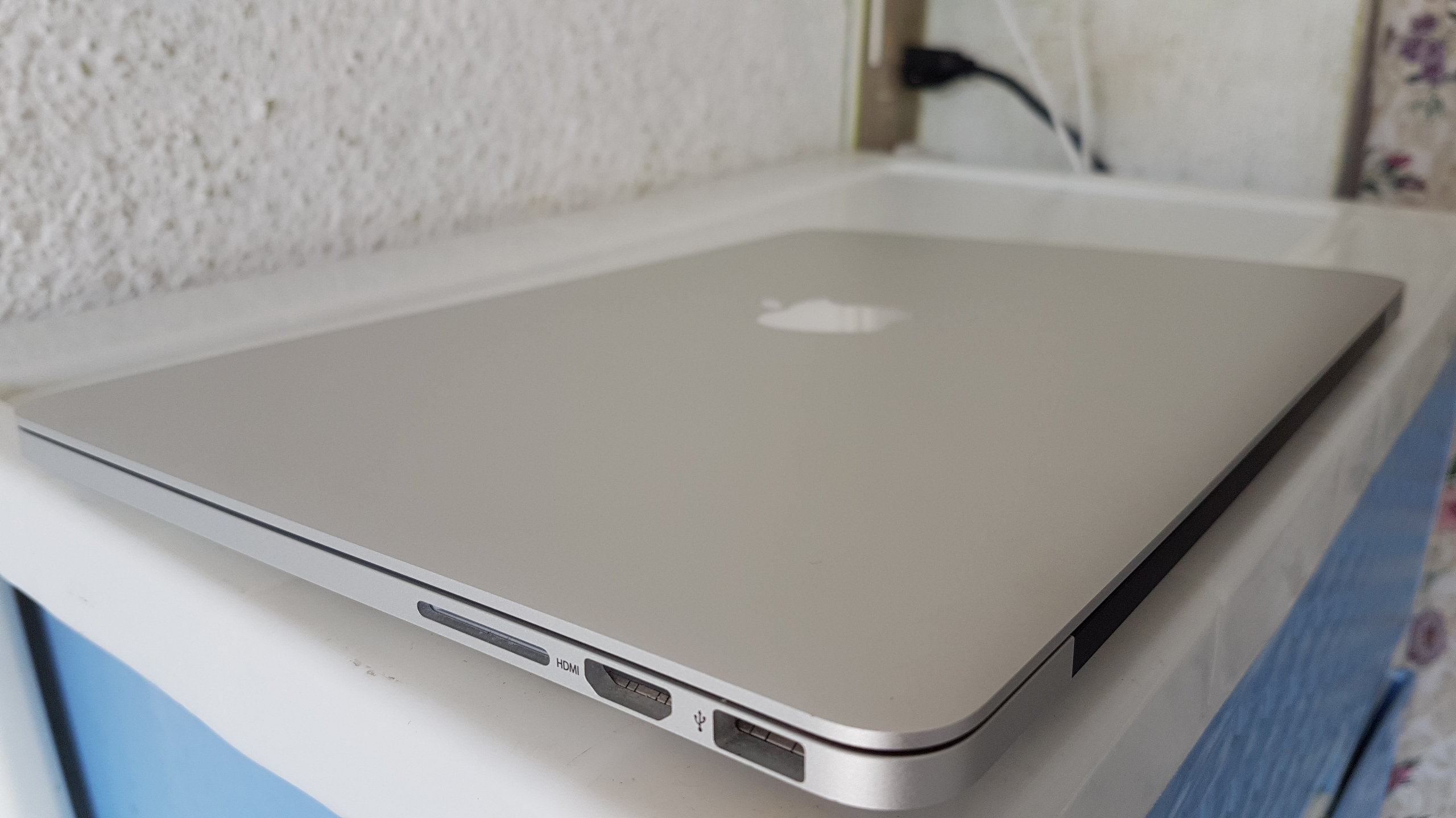 computadoras y laptops - macbook Pro Retina 13 Pulg Core i5 Ram 8gb Disco 256gb SSD Solido 3