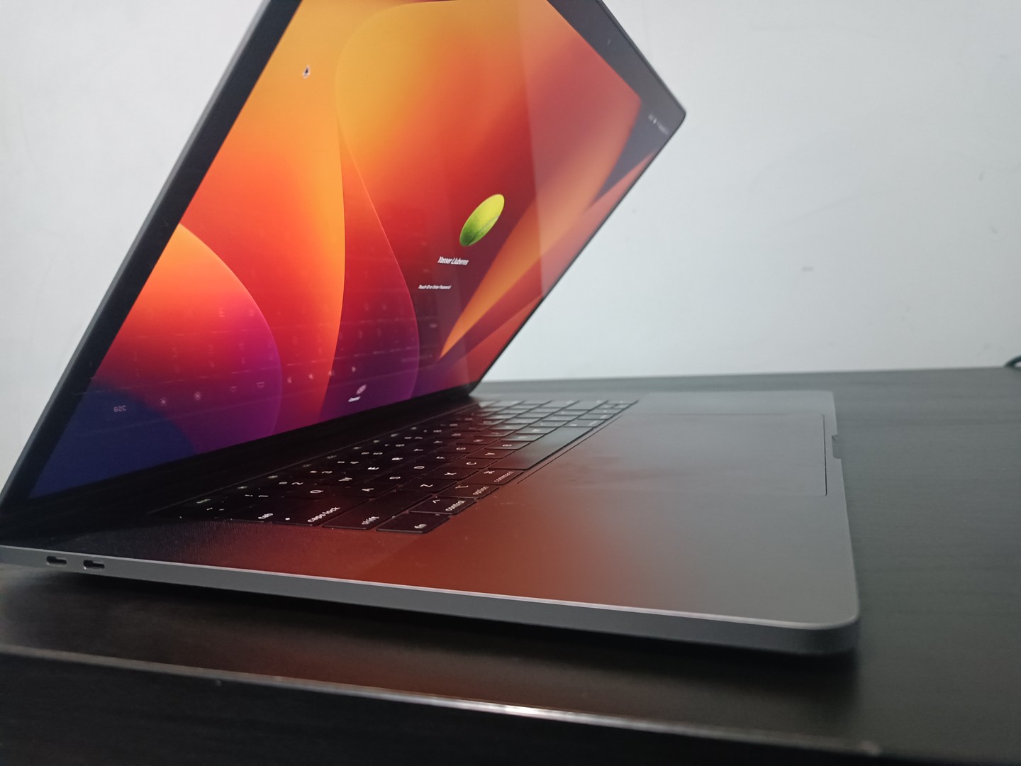 computadoras y laptops - Macbook pro 2018 i9 32GB 1TB SSD 6