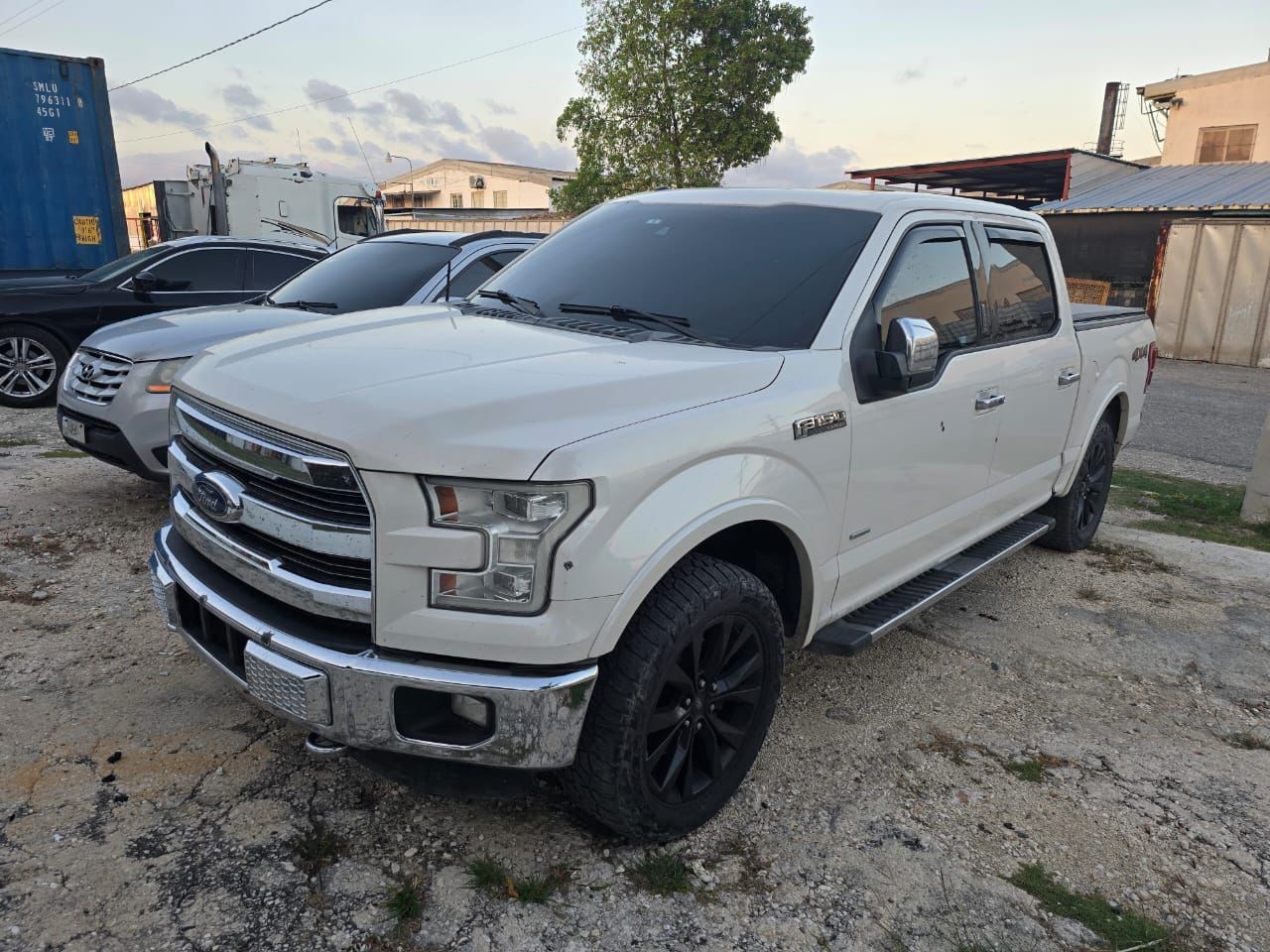 jeepetas y camionetas - Ford F150 lariat 2015  nitida 0