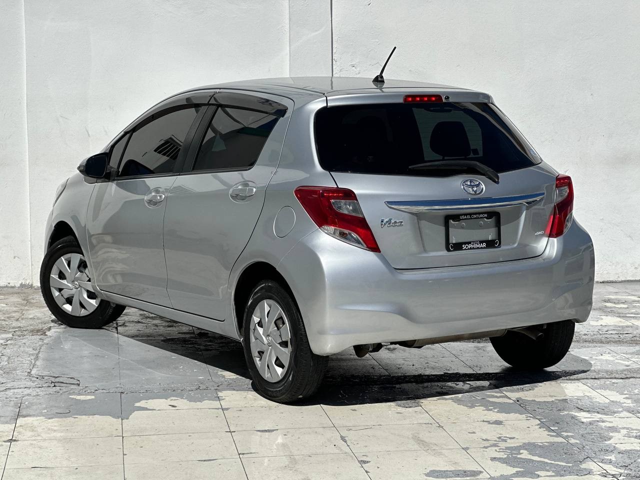 carros - TOYOTA  VITZ 2015 5