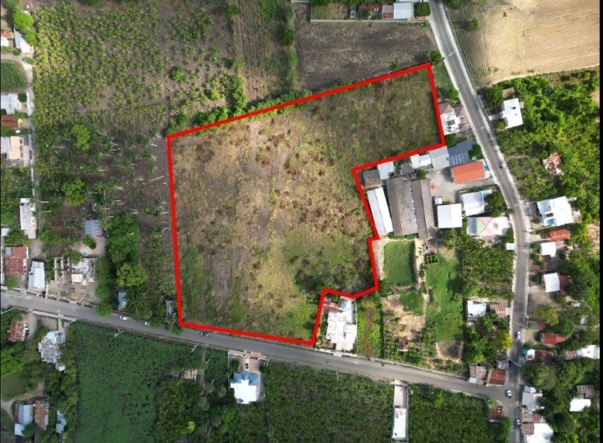 solares y terrenos - Terreno de 18,800m2 en Venta en Licey Al Medio