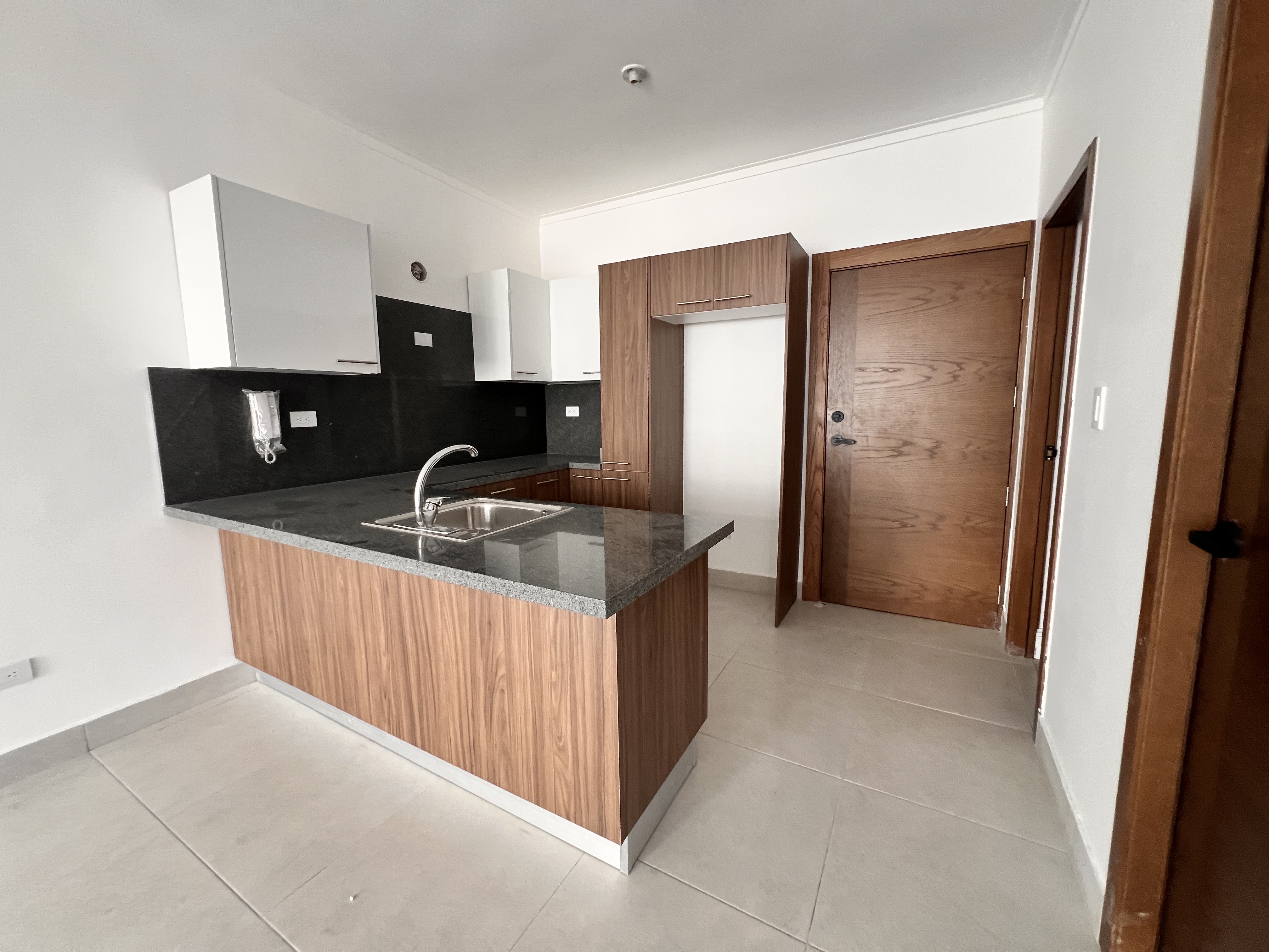 apartamentos - Venta Apartamento en Evaristo Morales, Santo Domingo 1