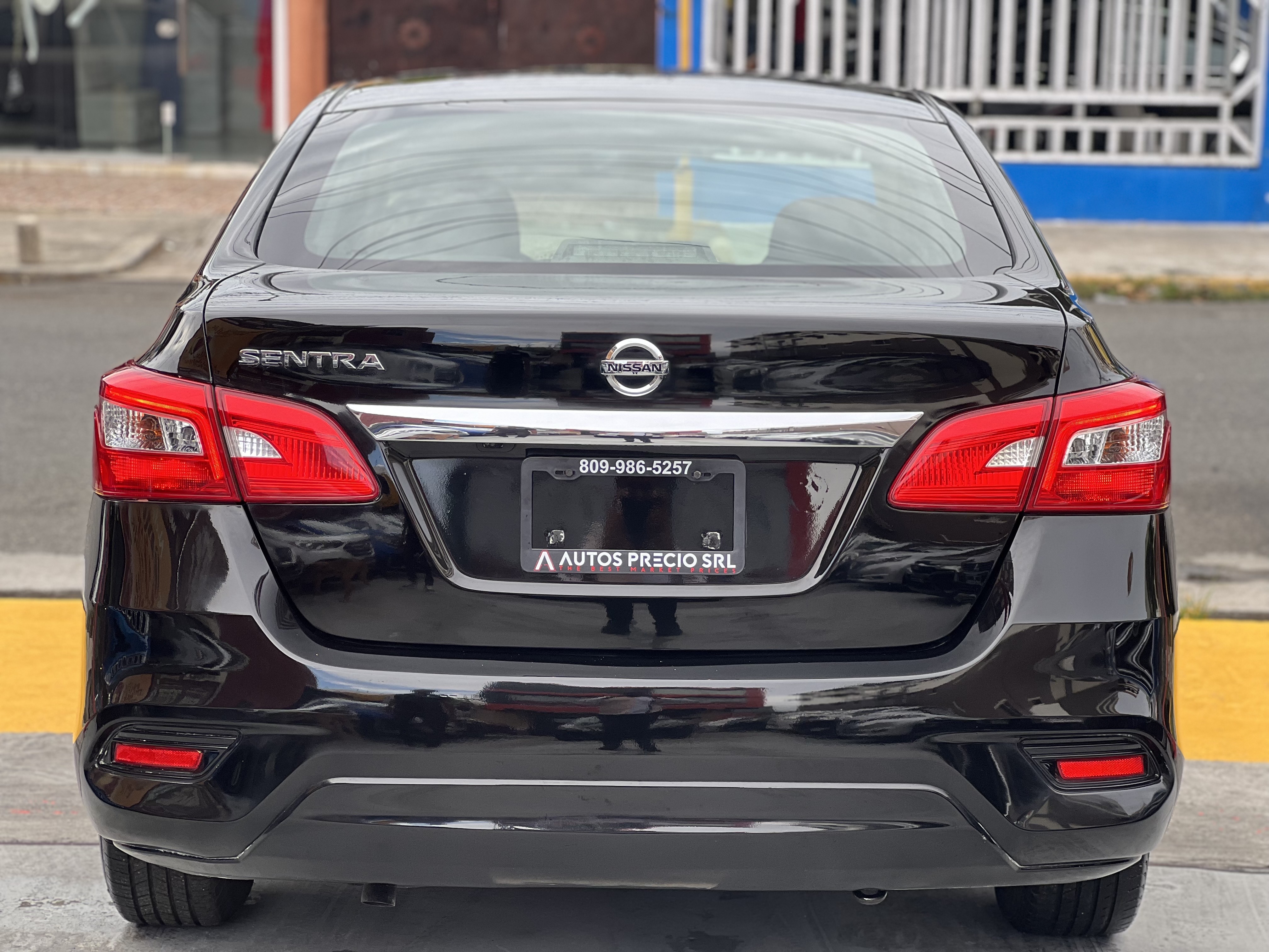 carros - Nissan Sentra SV 2018 3