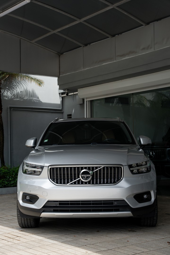 jeepetas y camionetas - VOLVO XC40 INSCRIPTION