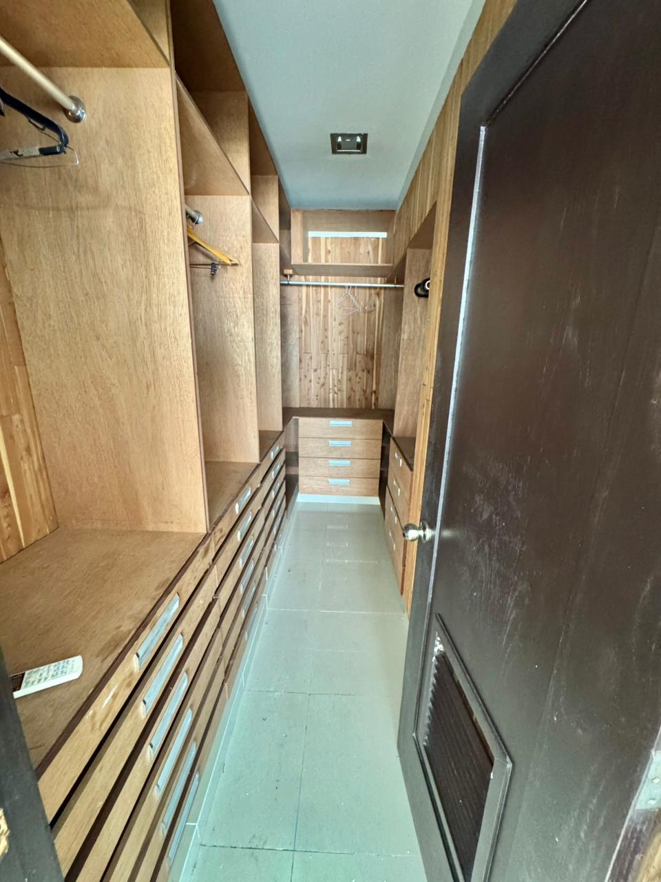 apartamentos - Vendo Ph en naco piso 10 y 11 cuatro hab con baño  7