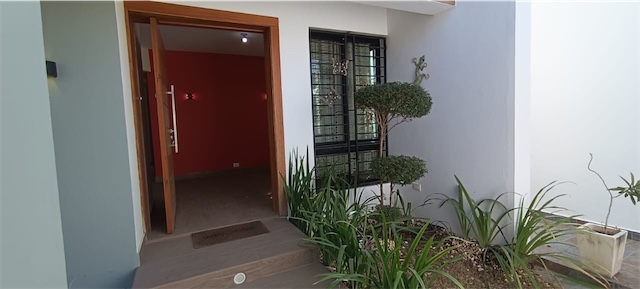 casas - Venta de casa de dos niveles en la autopista de san Isidro Santo Domingo este 6