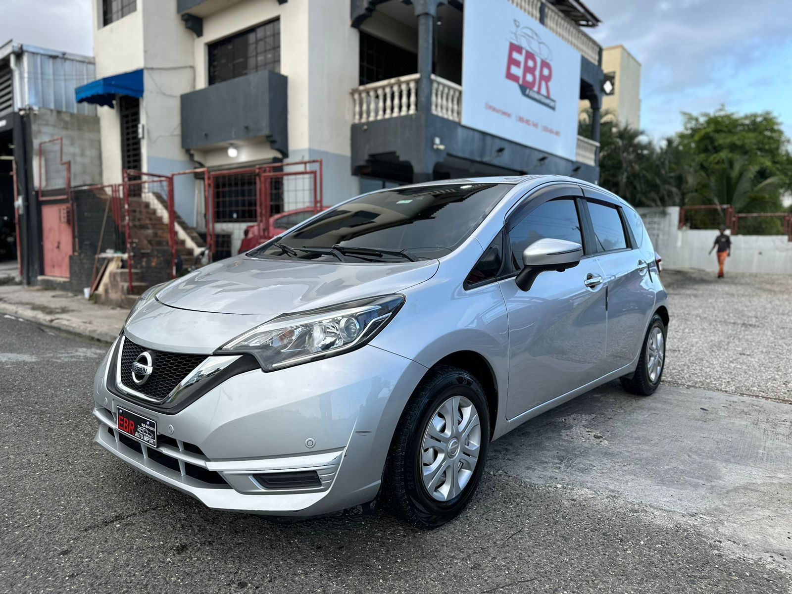 carros - Nissan Note 2018 1