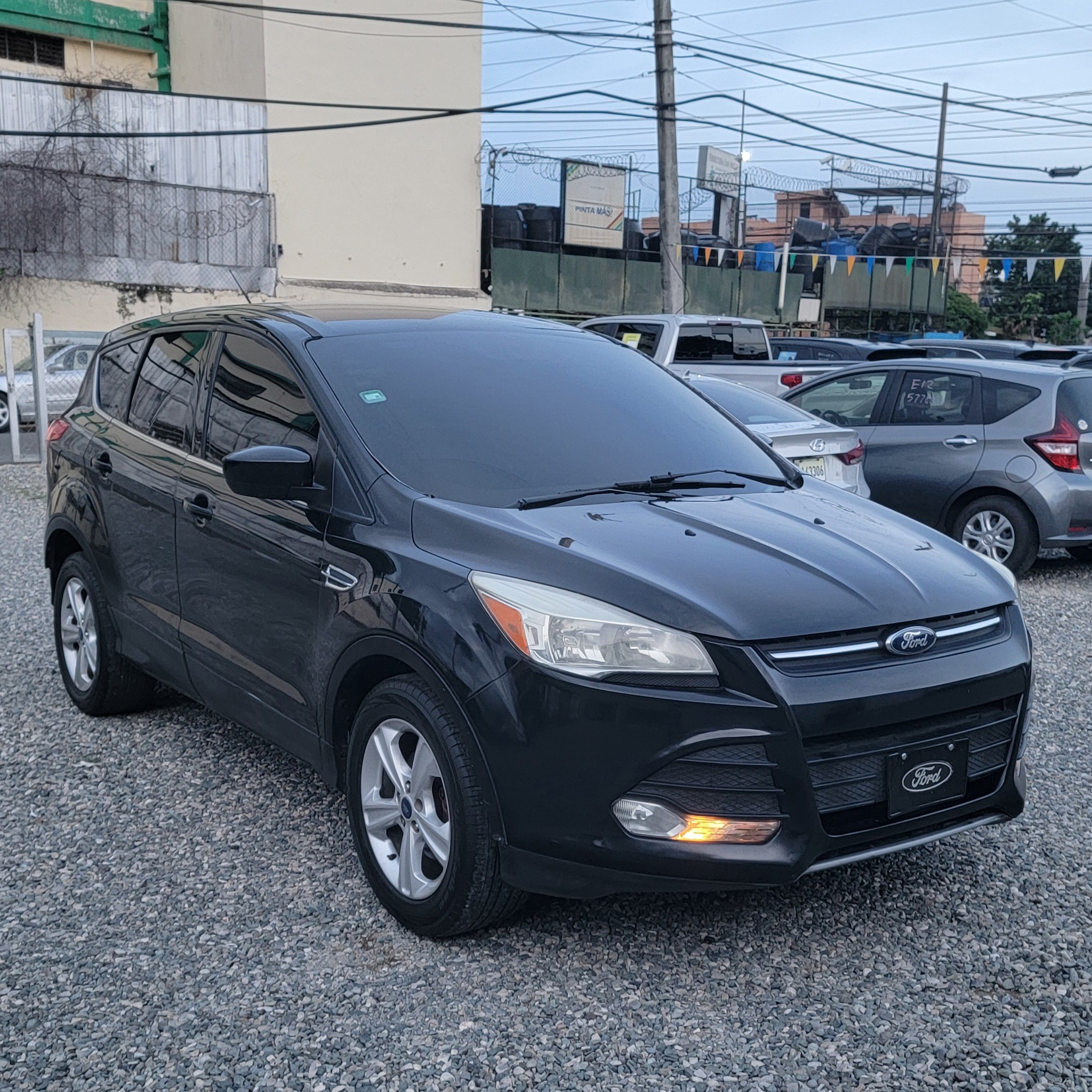 jeepetas y camionetas - FORD ESCAPE  2015 0