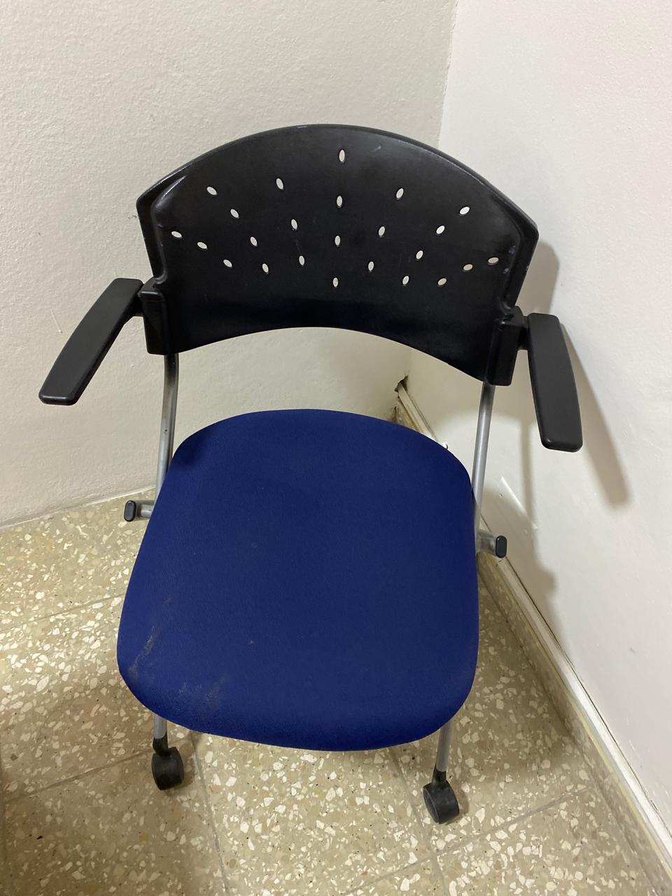 muebles y colchones - Silla de oficina con ruedas 0