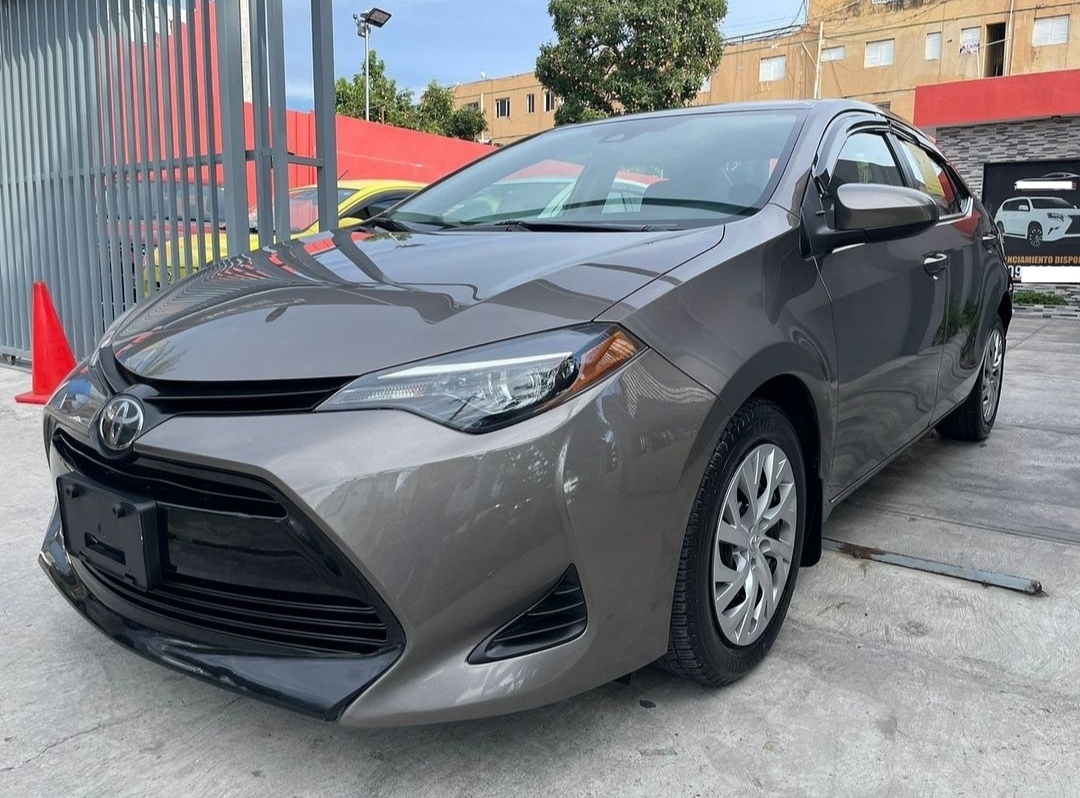 carros - 2019 Toyota Corolla LE  1