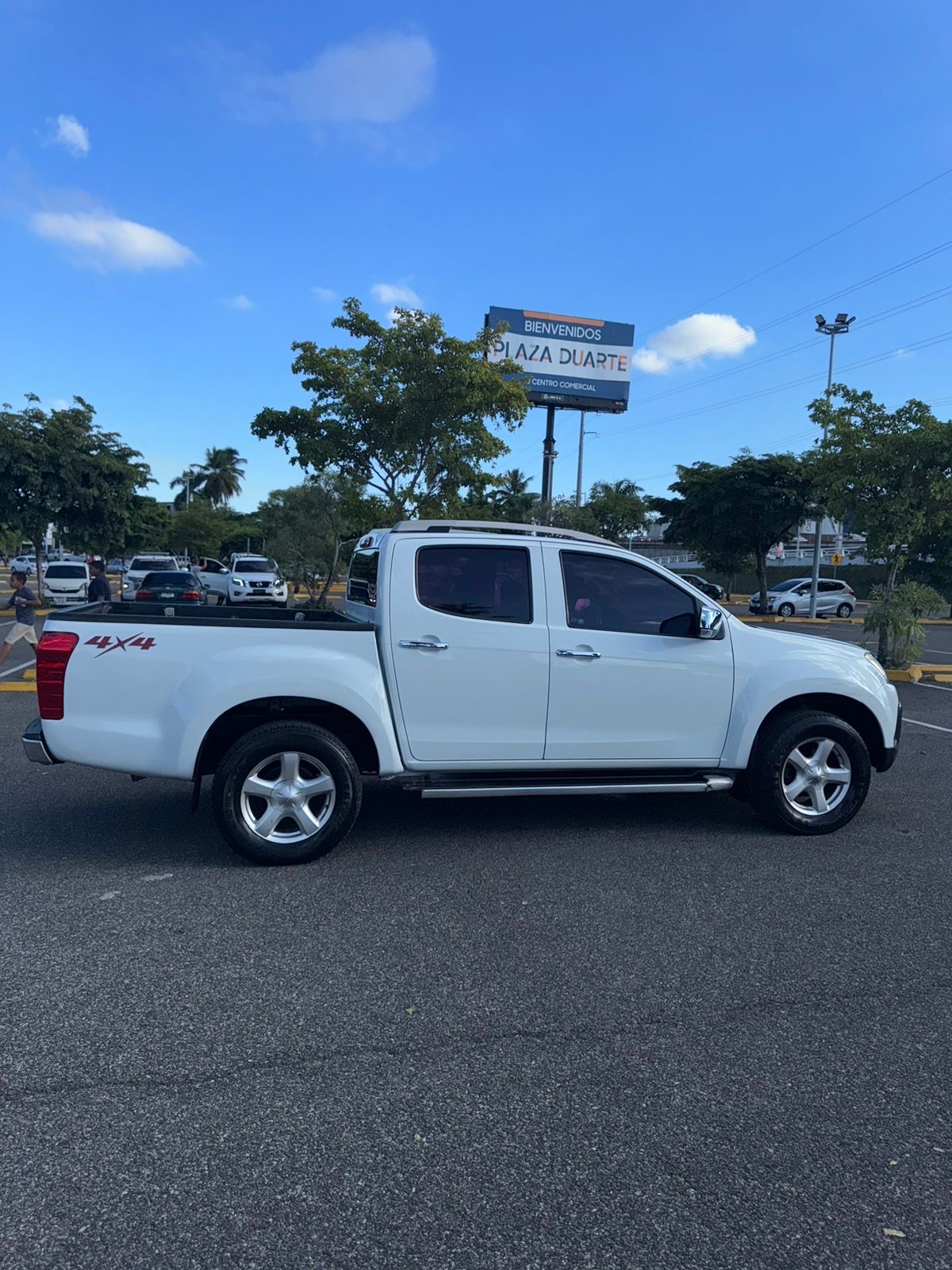 jeepetas y camionetas - Isuzu D-max 2014 LS 3.0 4X4   3