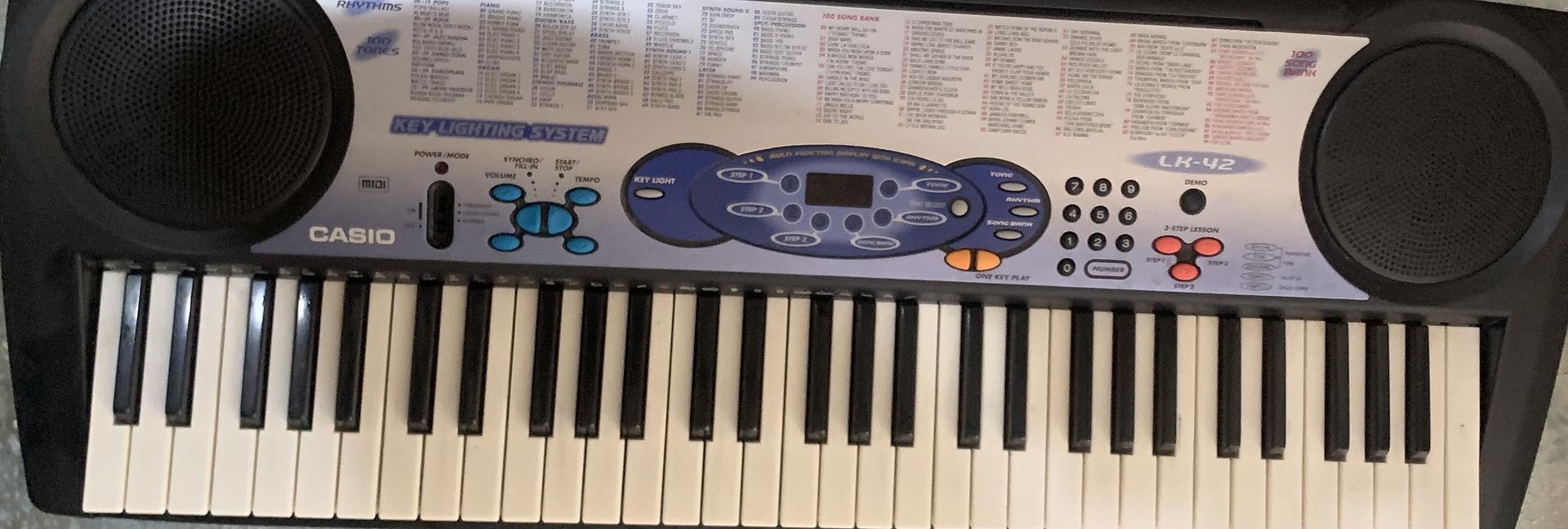 instrumentos musicales - piano casio Lk-42 en buenas condiciones para practicar en casa 1