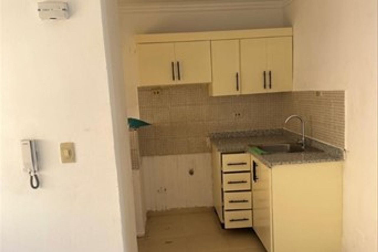 apartamentos - Vendo de oportunidad cuidad modelo 1