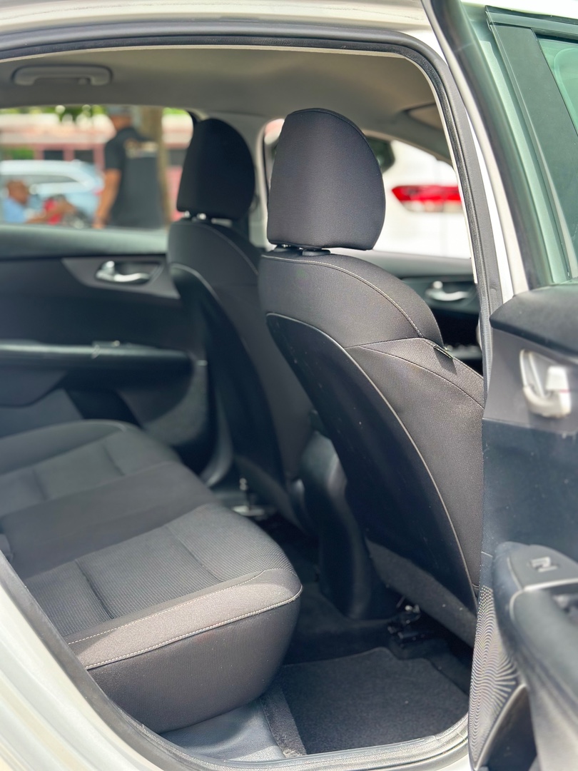 carros - 2019 Kia Forte LXS CLEAN CARFAX  7
