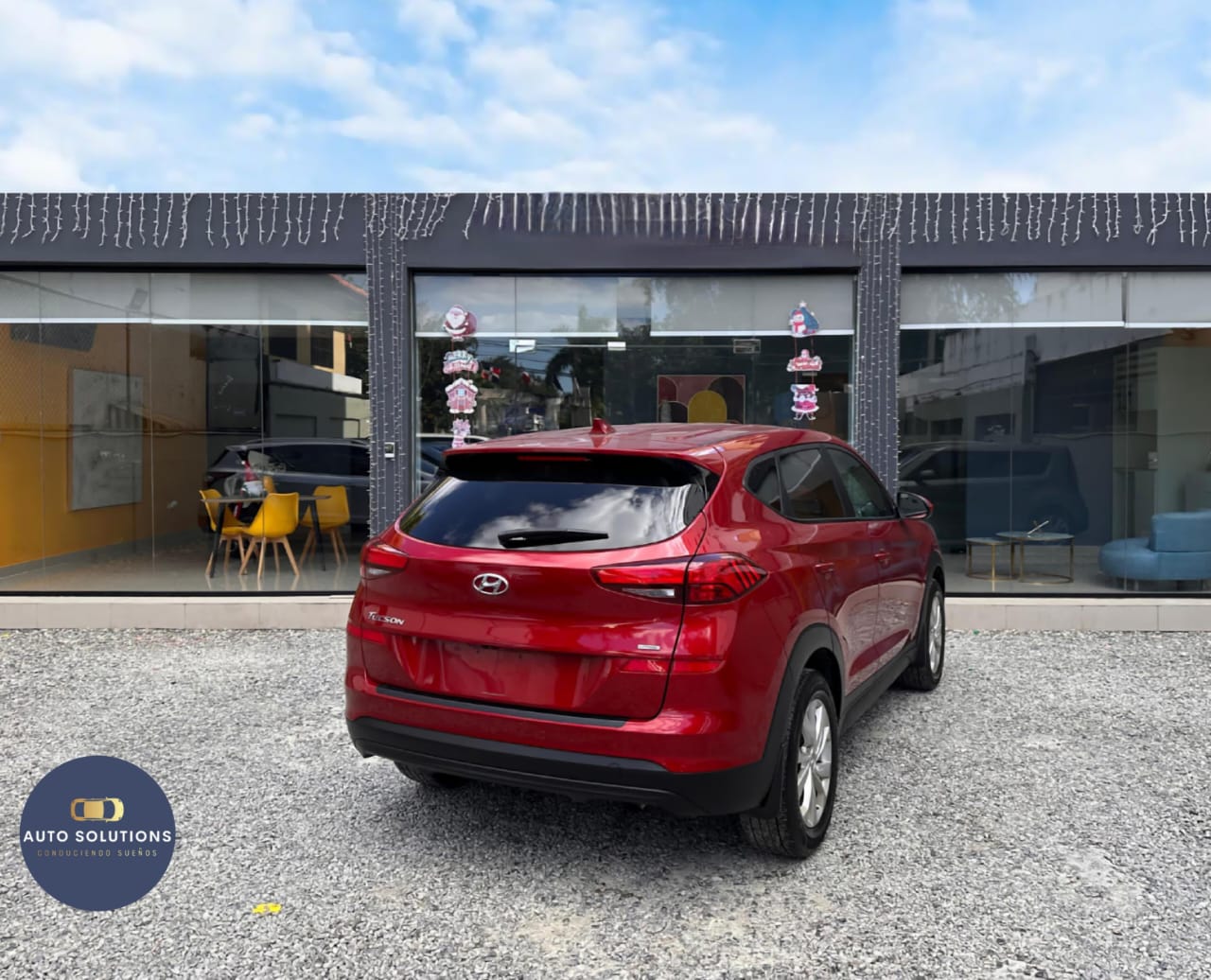 jeepetas y camionetas - Hyundai Tucson 2021 clean carfax  4