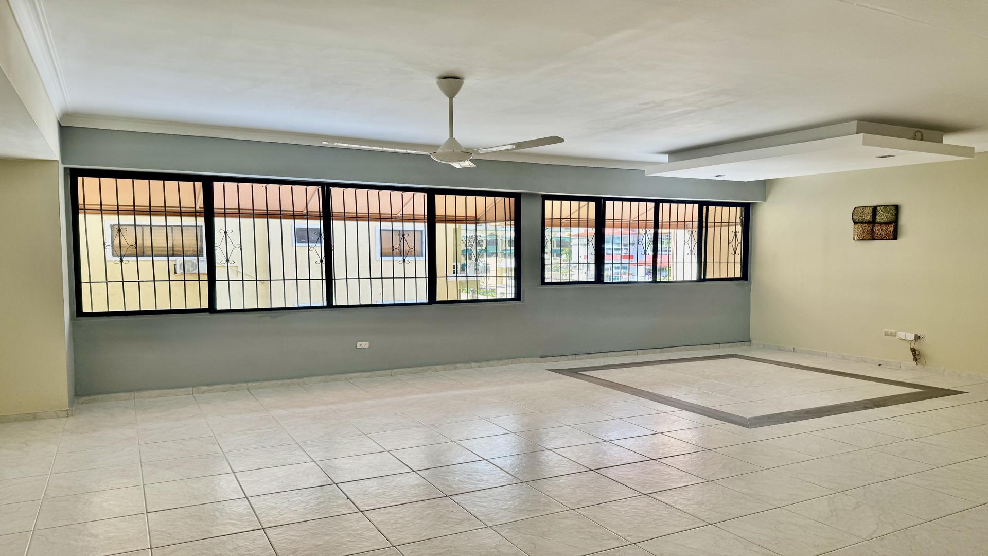 apartamentos - Alquiler en Evaristo Morales US$1,100 1