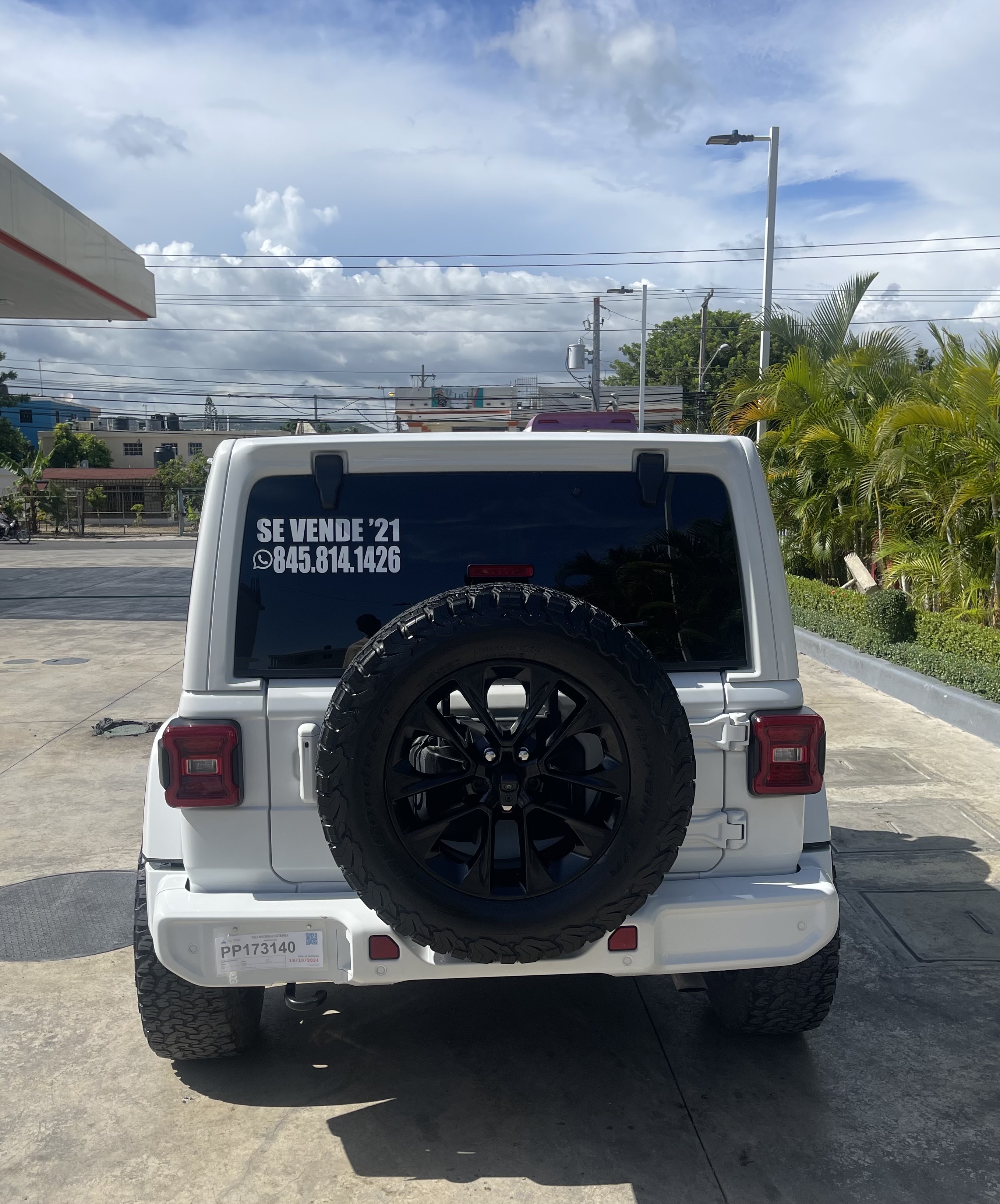 jeepetas y camionetas - 2021 Jeep Wrangler Unlimited Sahara  4