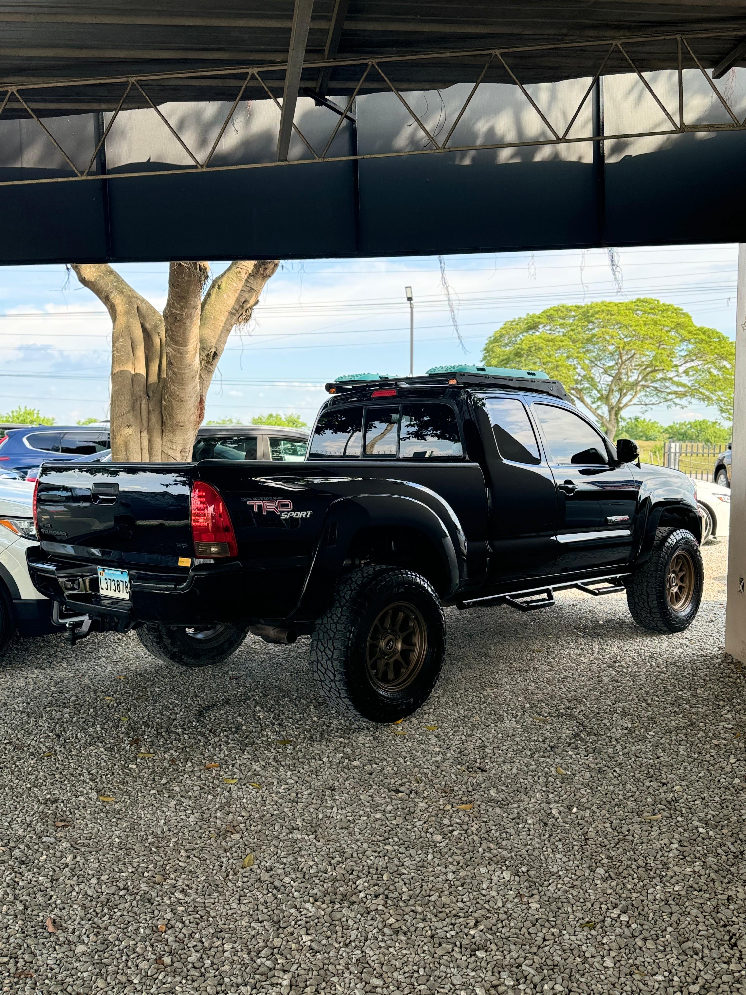 jeepetas y camionetas -  Toyota Tacoma SR 5 4x4 2012 7