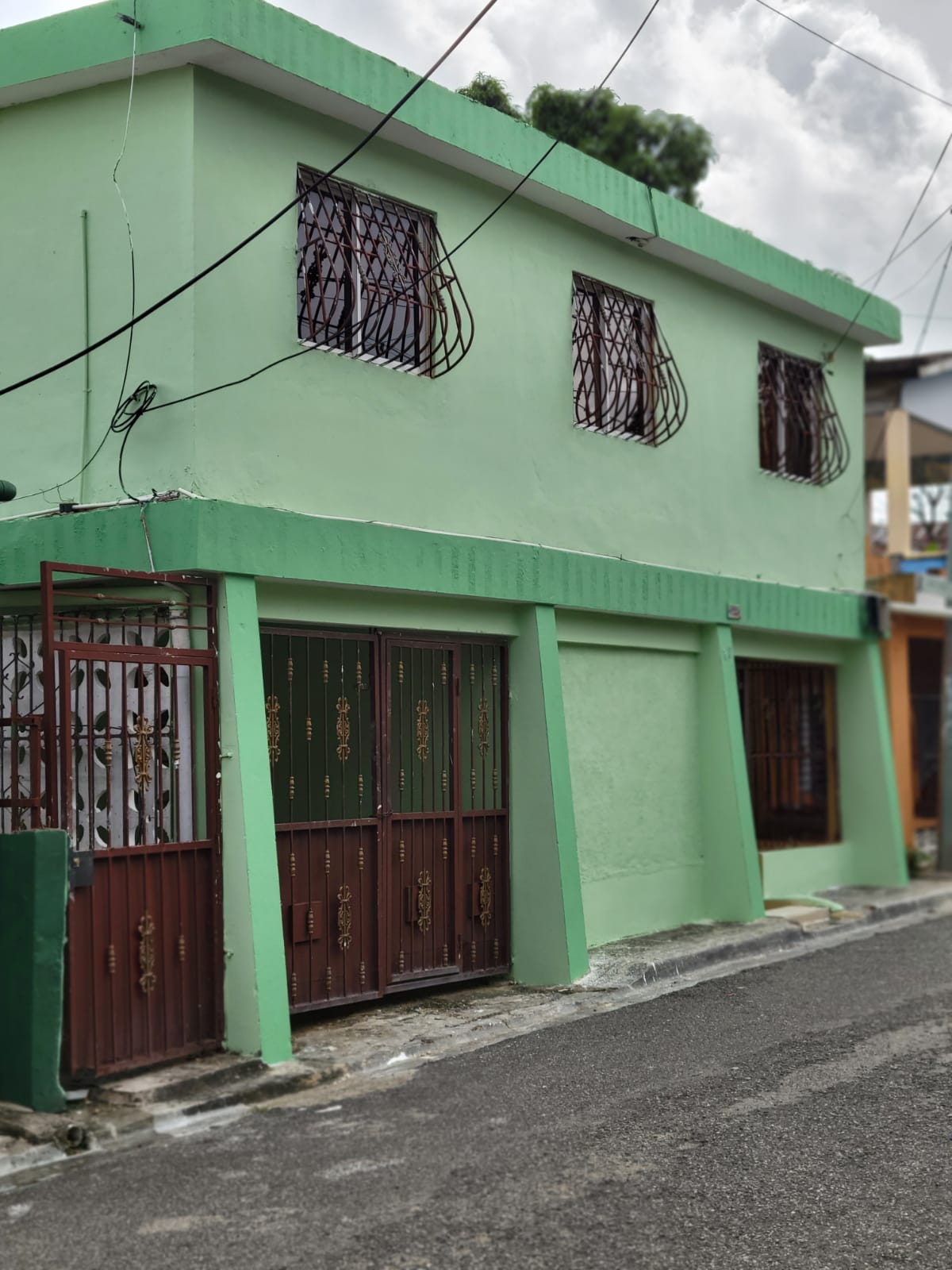 casas - Venta hermosa casa de 2 niveles. 