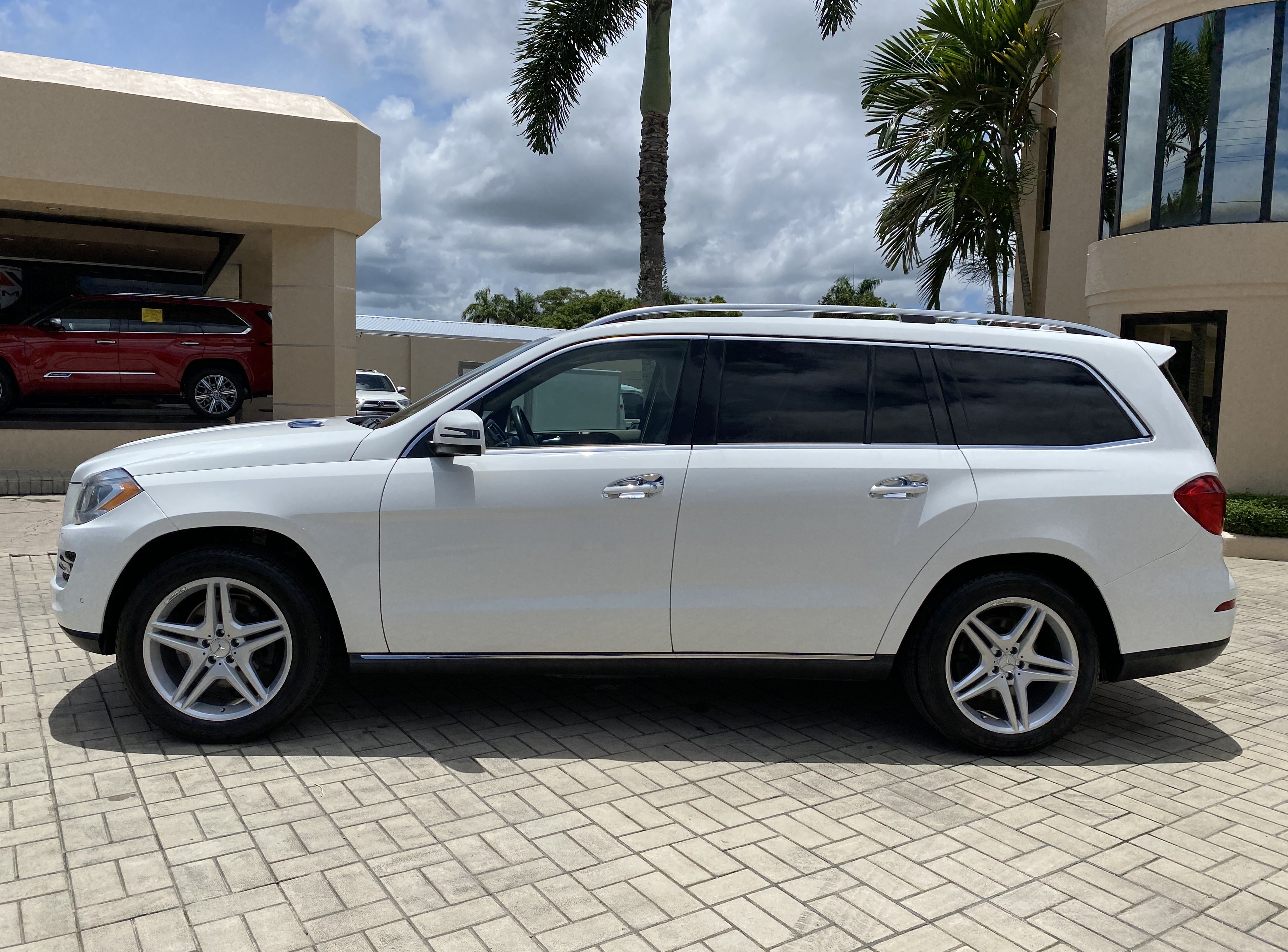 jeepetas y camionetas - Mercedes Benz GL450 4matic 4x4 año 2016. 9