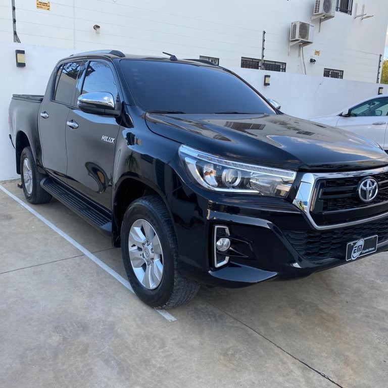 jeepetas y camionetas - Toyota hilux 2020 0