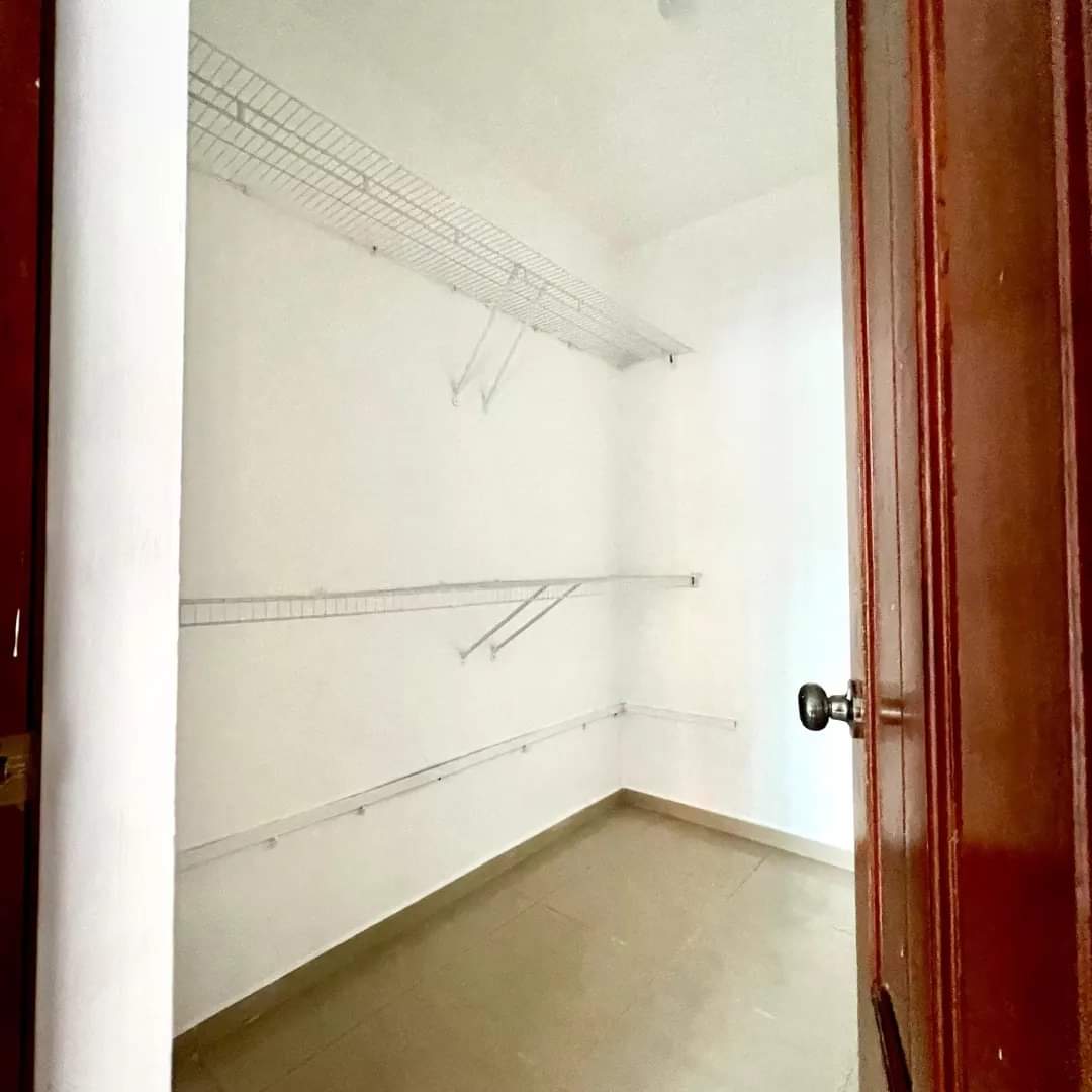 apartamentos - Apartamento en Venta primer piso EL MILLÓN  1