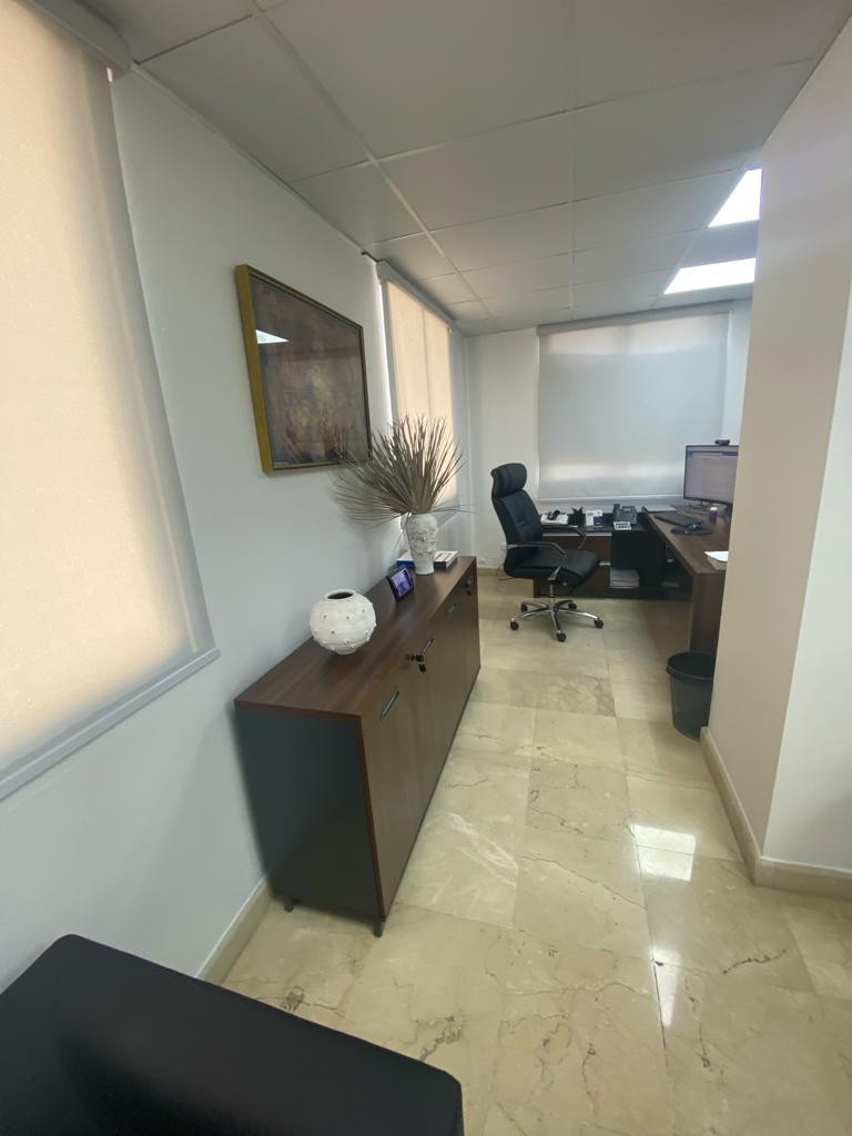 oficinas y locales comerciales - VENDO Oficina en Torre Corporativa, 7mo Piso, Evaristo Morales.  

COD: PD134 2