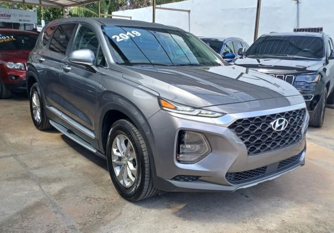 jeepetas y camionetas - 2019 Hyundai Santa Fe  4