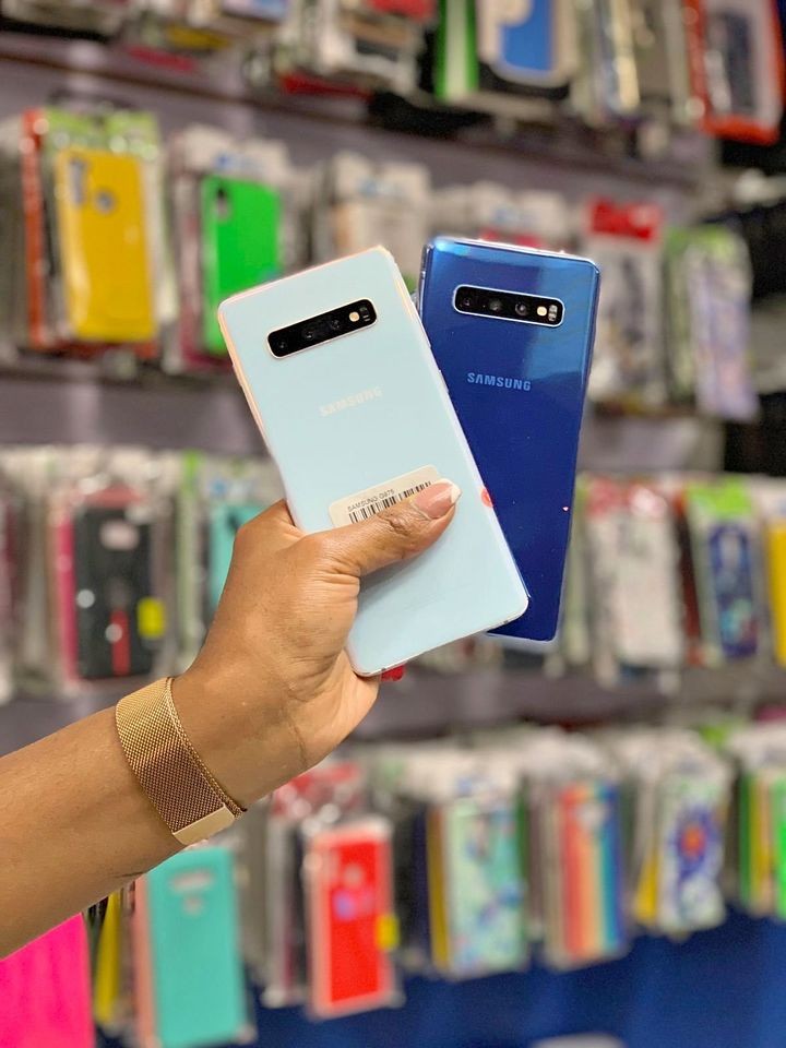 celulares y tabletas - SAMSUNG GALAXY S10 PLUS