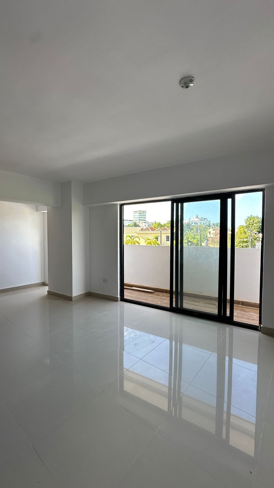 apartamentos - Apartamento en venta en Arroyo Hondo de 2 hab.