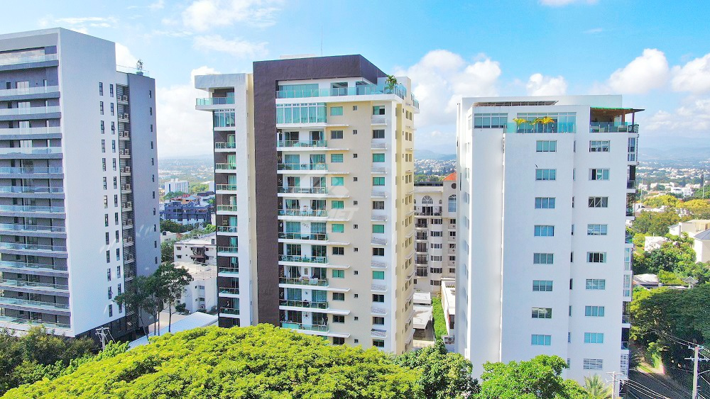 apartamentos - TORRE PISCINA Y GIMNASIO LA ESMERALDA SANTIAGO