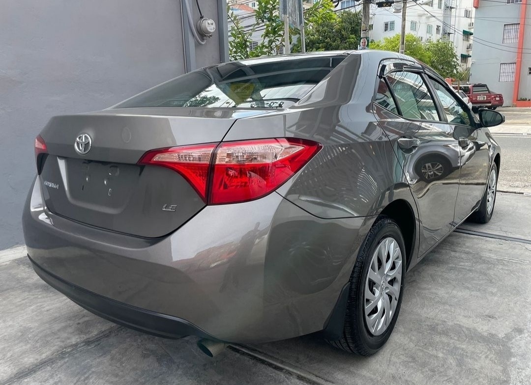 carros - 2019 Toyota Corolla LE  3