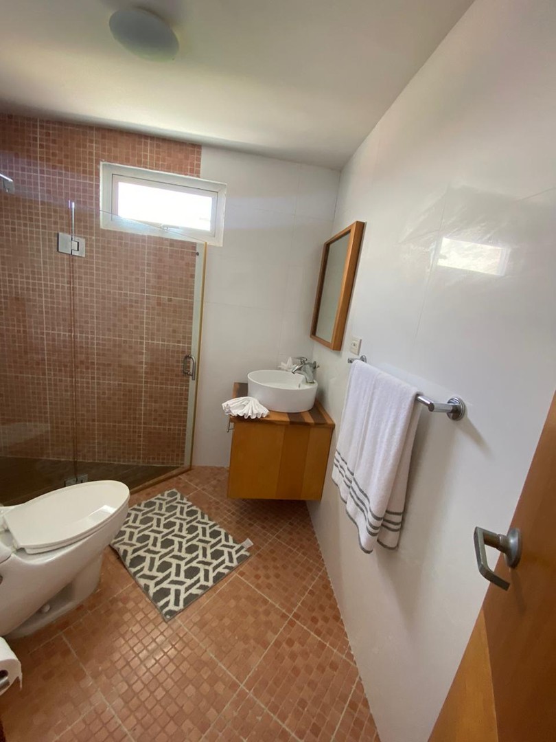 apartamentos - vendo pent house en juan dolio 2