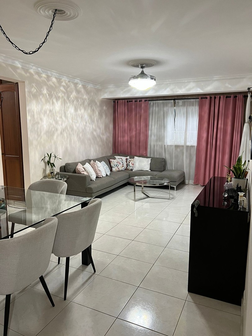 apartamentos - Se vende apartamento en Arroyo Hondo Viejo