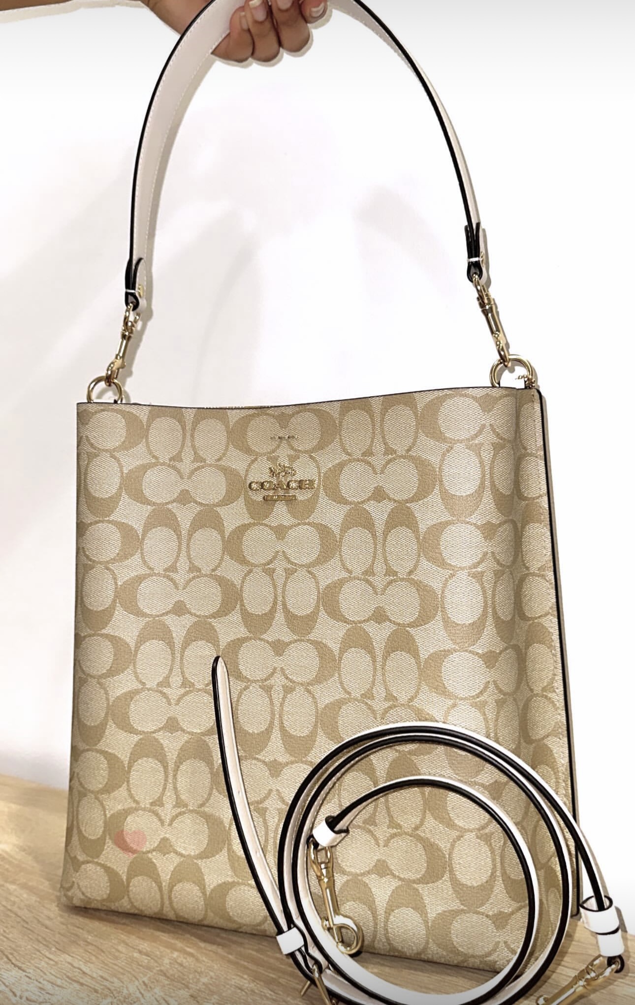 carteras y maletas - BOLSO COACH BUCKET BAG GRANDE  5