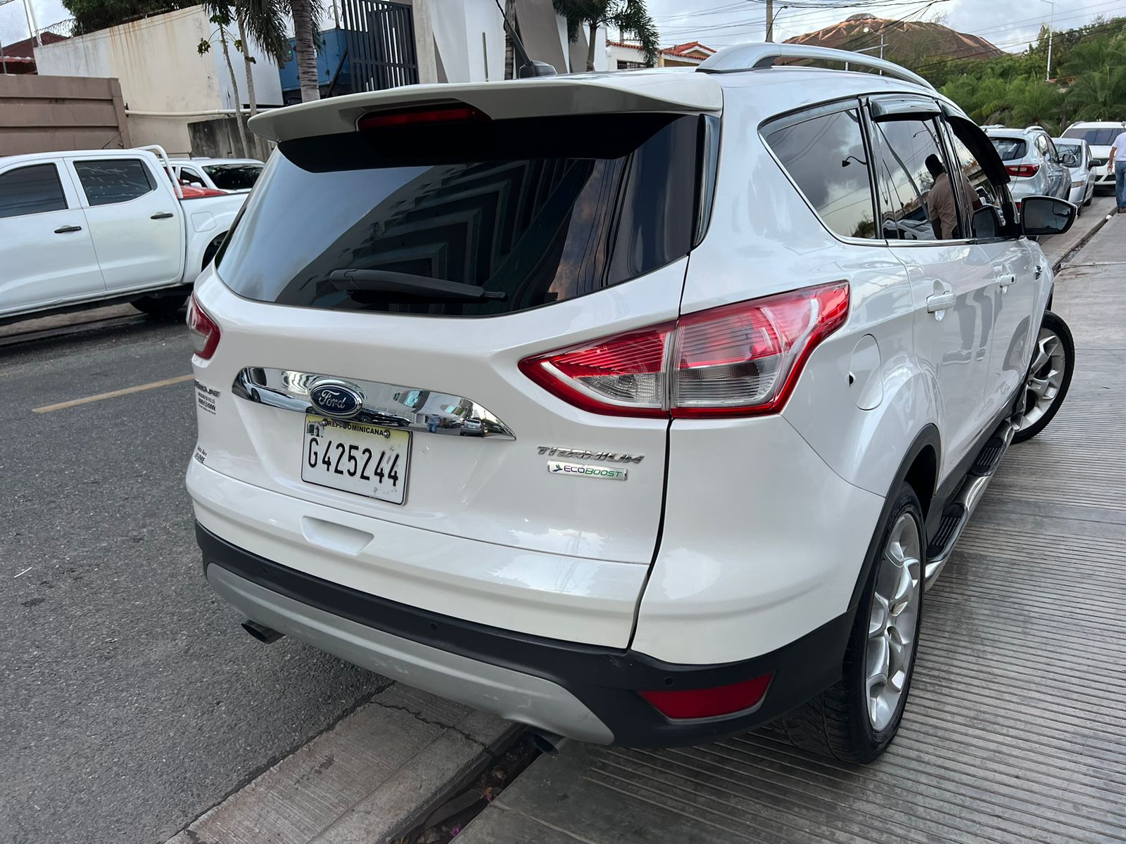 jeepetas y camionetas - Ford Escape Titanium 2015 6