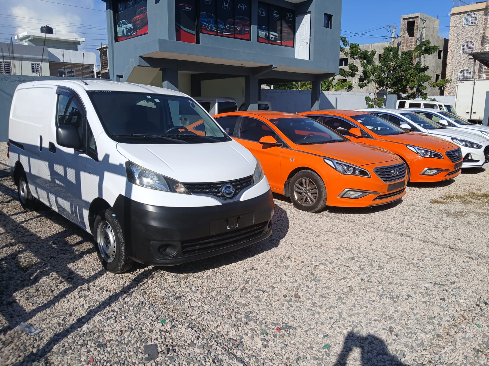 carros - VENDO NISSAN NV200 FINANCIAMIENTO DISPONIBLE  6