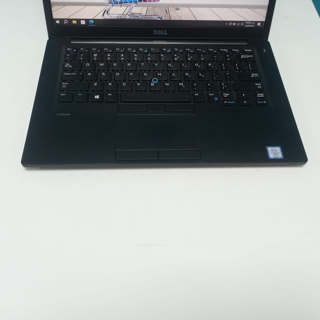 computadoras y laptops - Laptop, DELL Latitude 7480 / 7th Gen, Intel Core i5 / 8GB DDR4 / 256GB SSD

SUPE 3