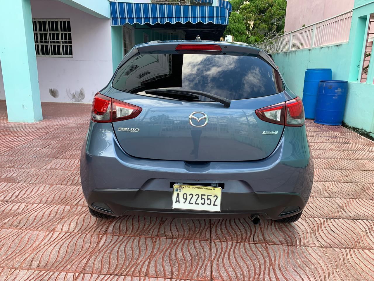 carros - mazda demio 2015 1