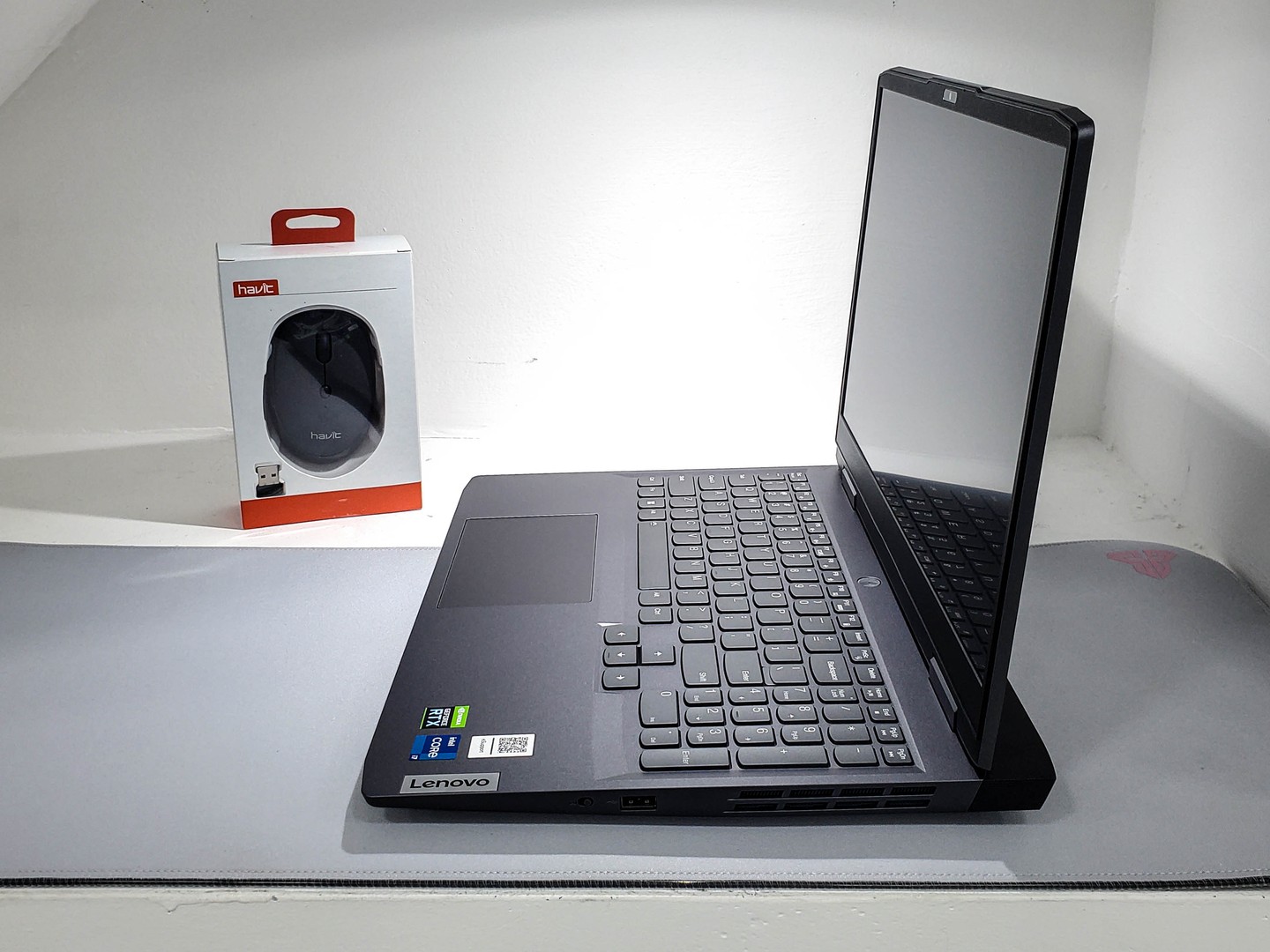 computadoras y laptops - Laptop Gaming Lenovo IdeaPad LOQ 15IIRH8 1