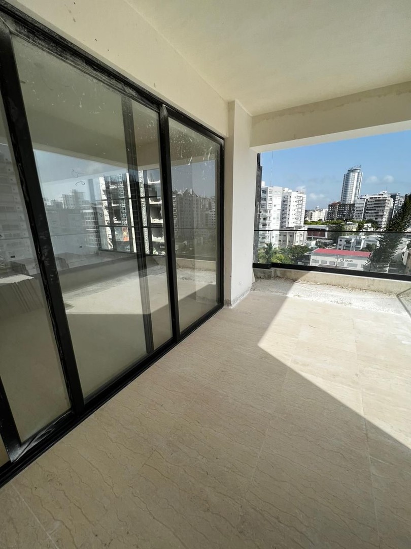 apartamentos - Naco nuevo 1 x piso 3 habitaciones 3.5 banos 2 parqueos balcon