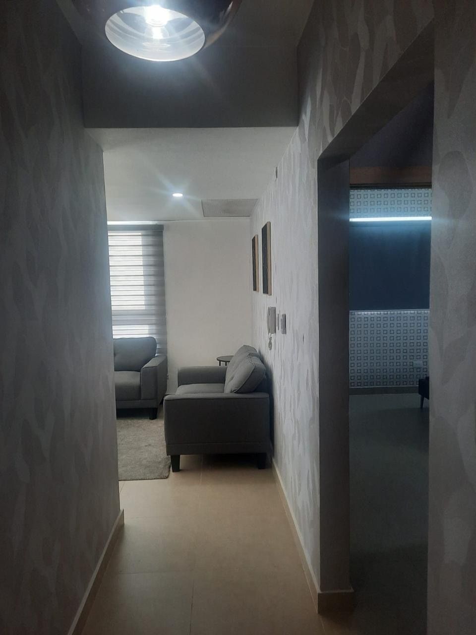 apartamentos - Apartamento en alquiler amueblado de 2 hab. 1