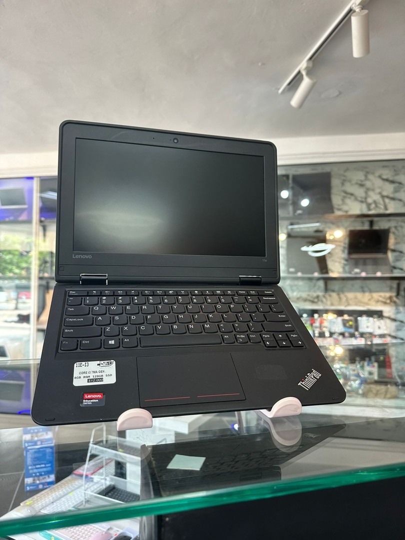 computadoras y laptops - Lenovo Thinkpad 11e  $11,990 1