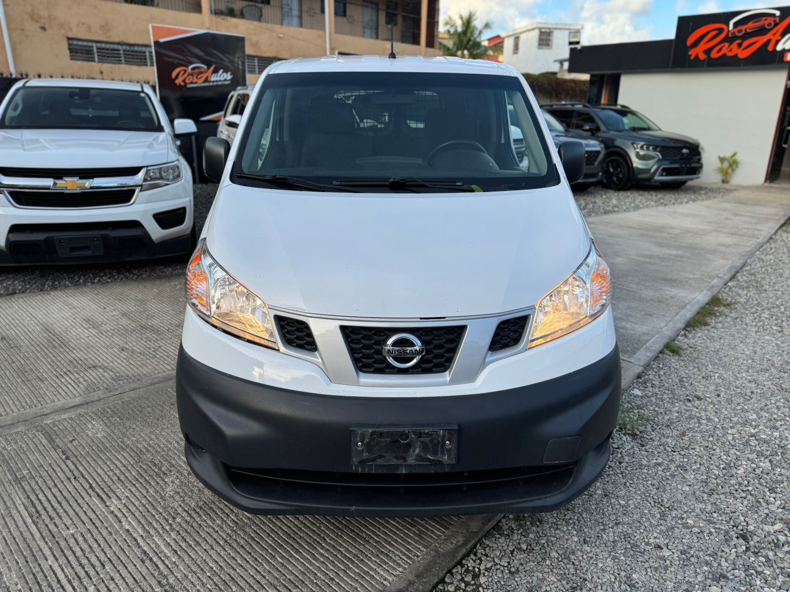 jeepetas y camionetas - Nissan NV 200 2019 1