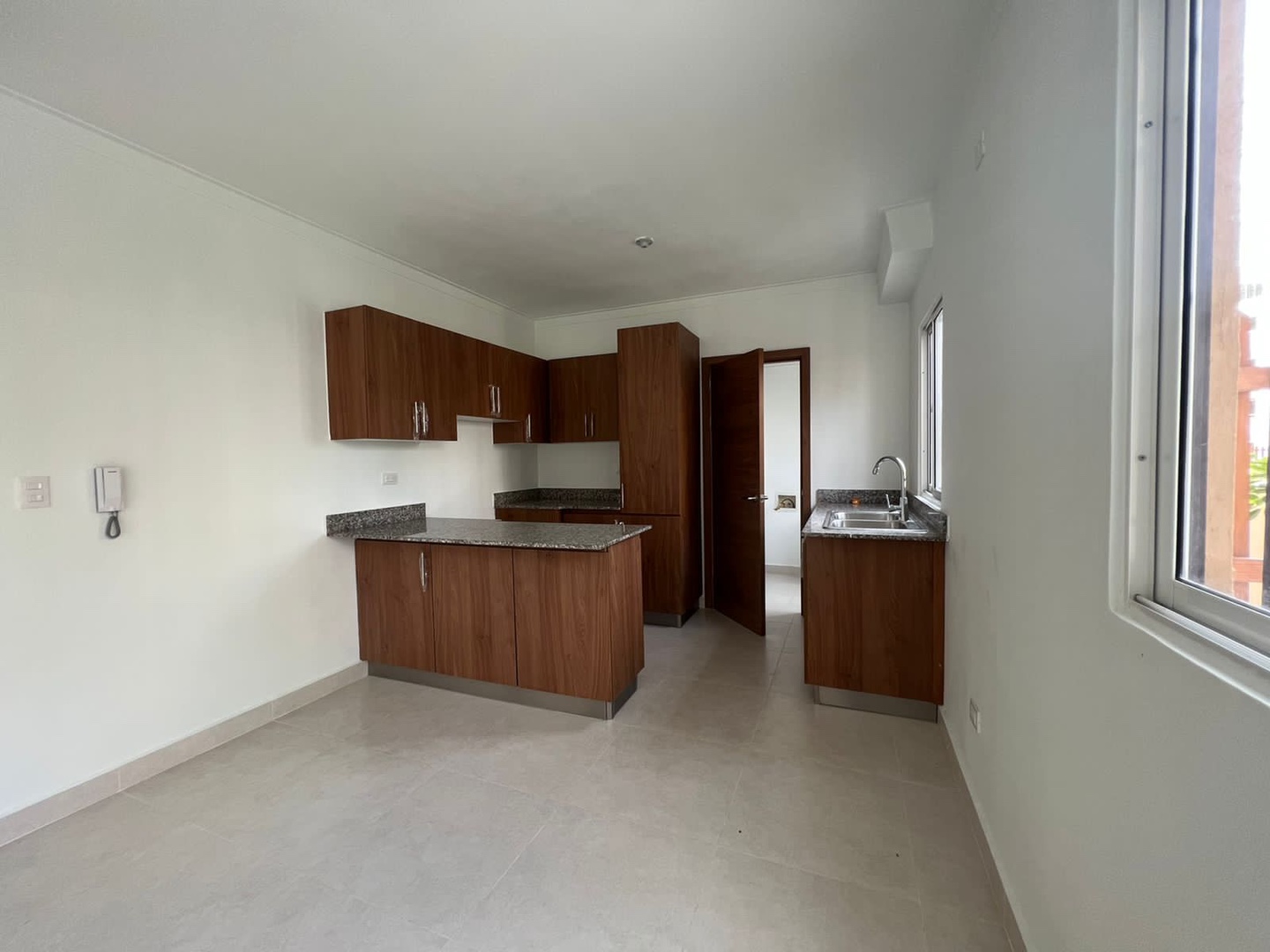 apartamentos - Apartamento en alquiler en Residencial Colinas 4 4