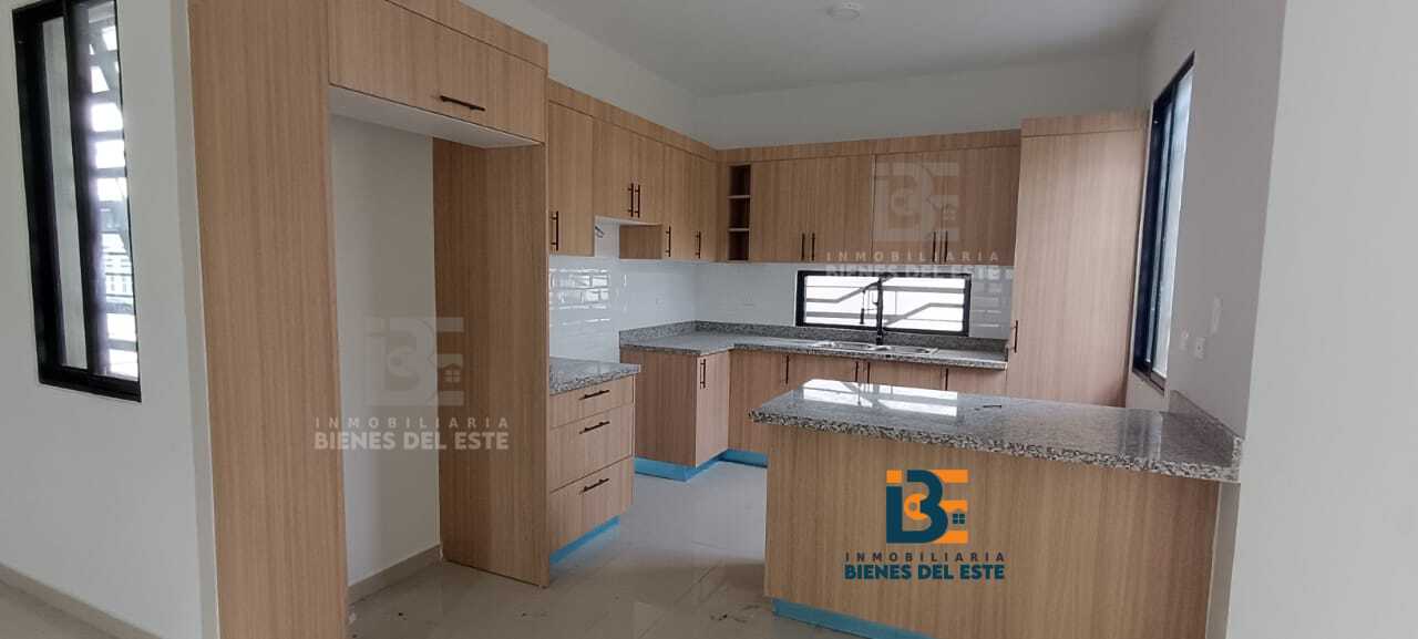 casas - De Venta Nueva y Moderna Casa 8