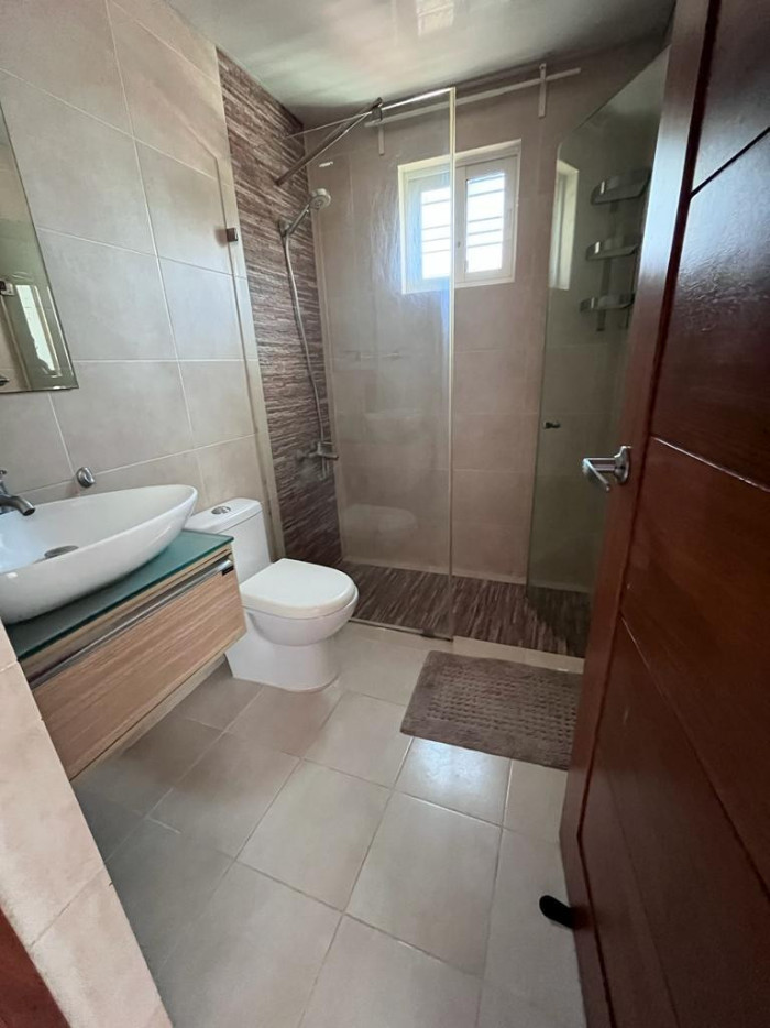 apartamentos - Apartamento en renta PISO ALTO en Evaristo Morales 1