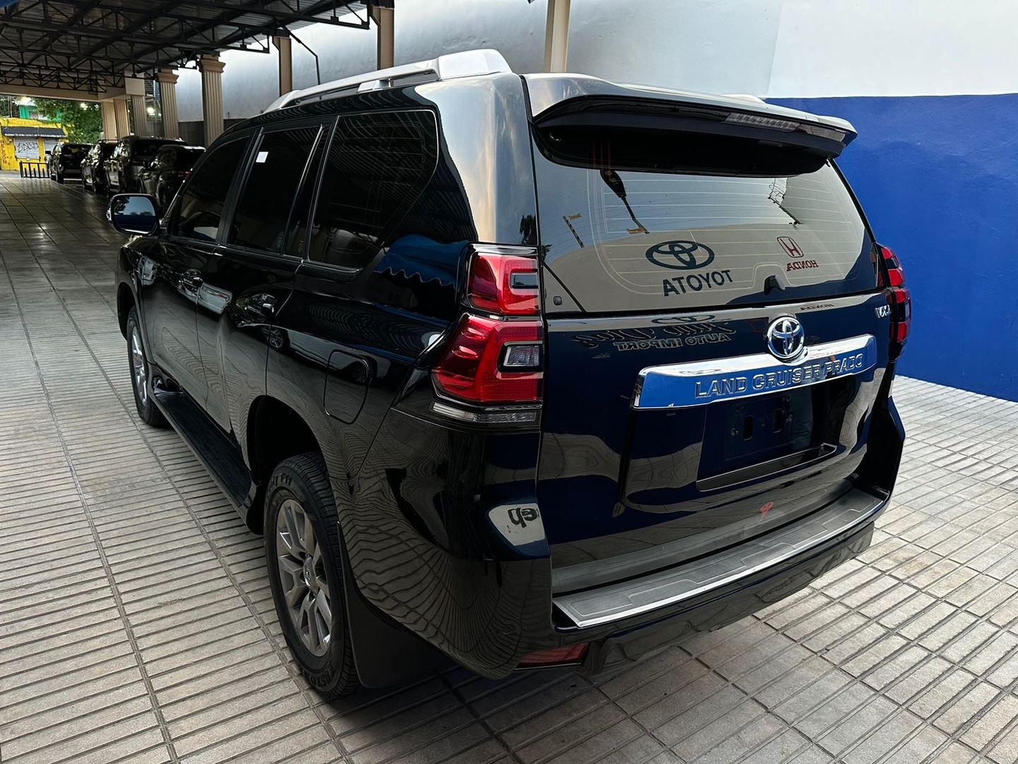 jeepetas y camionetas - 2018 Toyota Land Cruiser Prado VXL Diesel  2